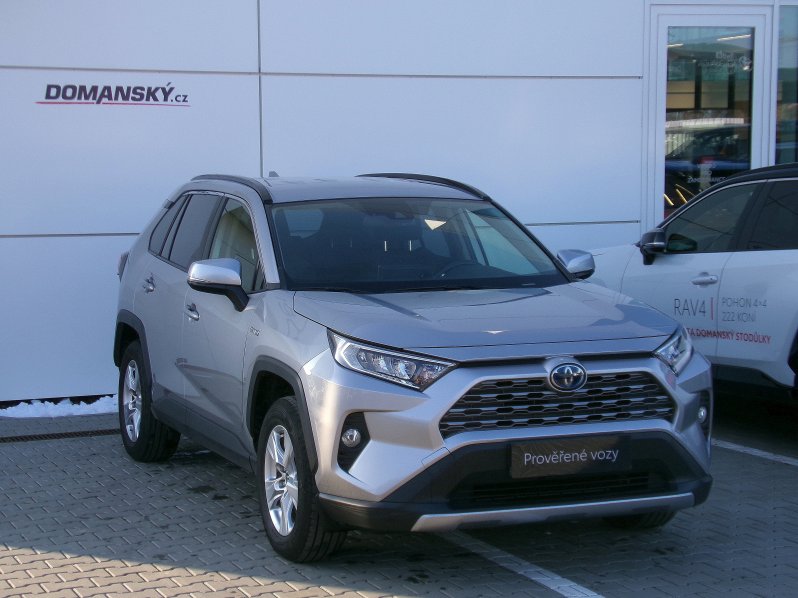 Toyota RAV4 COMFORT 2,5 HEV 4×4 163kW AT full