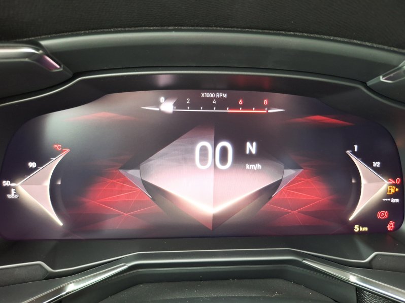 DS Automobiles DS7 PERFORMANCE LINE 1.5 BlueHDi full