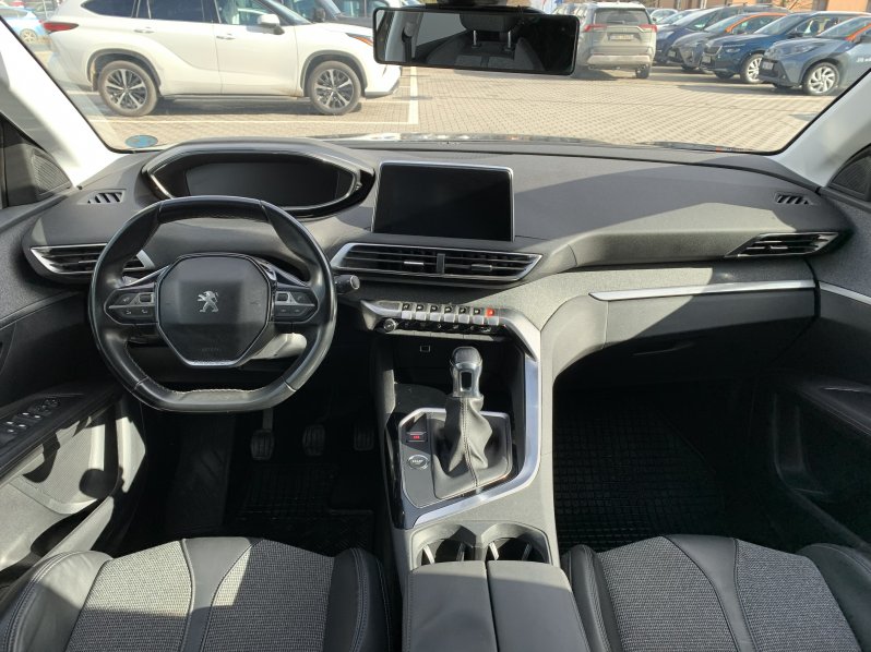 Peugeot 3008 ALLURE 2.0 BlueHDi 110kW MAN6 full