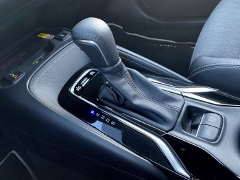 Toyota Corolla TS STYLE 1.8 HEV 103kW AT full