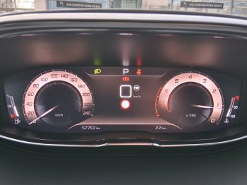 Peugeot 5008 GT 1.6 PureTech 133 kW full