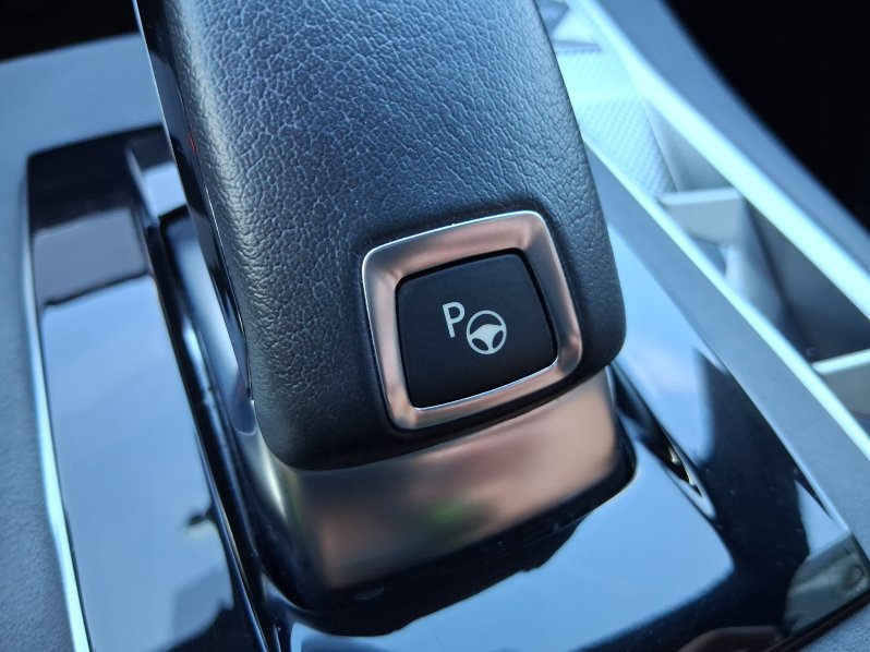 DS Automobiles DS7 CROSSBACK RIVOLI 1.6 E-TENSE 4×4 221 kW full