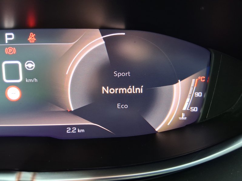 Peugeot 5008 GT 1.6 PureTech 133 kW full