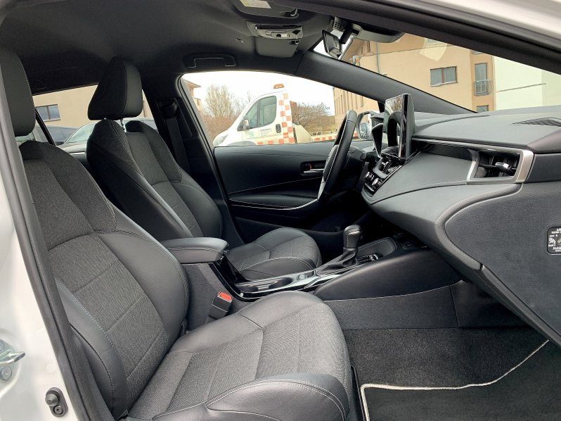 Toyota Corolla TS STYLE 1.8 HEV 103kW AT full