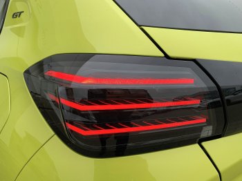 Peugeot 208 GT 1.2 Hybrid 74kW AT full