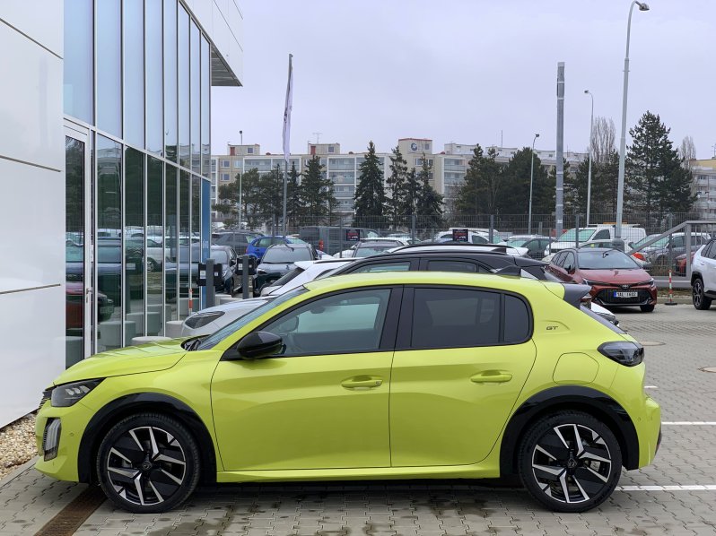 Peugeot 208 GT 1.2 Hybrid 74kW AT full