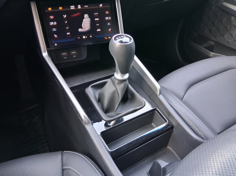 SsangYong Torres STYLE 1.5 T-GDI 120 kW full