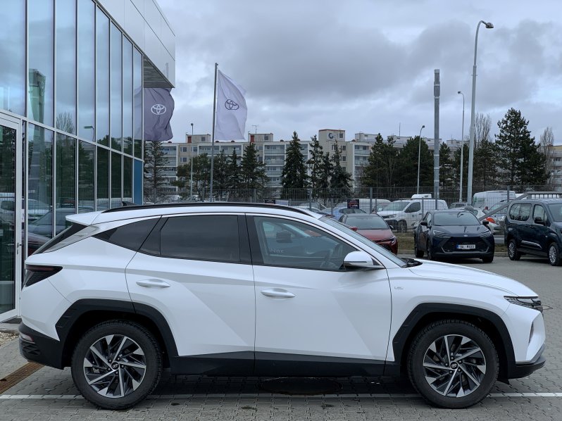 Hyundai Tucson SMART+ NAV 1.6 T-GDI MHEV DCT full