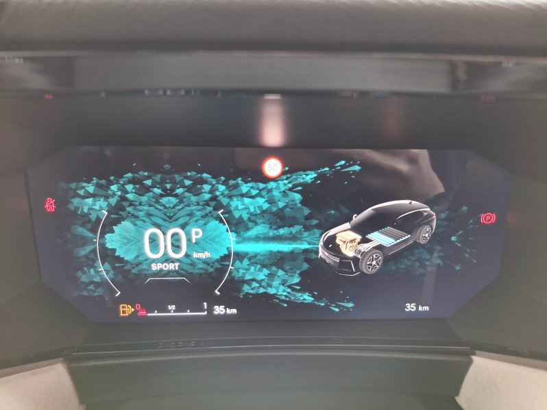 DS Automobiles DS4 N°4 JULES VERNE HYBRID 145 full